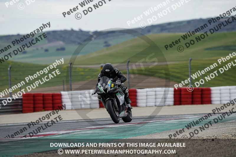 cadwell no limits trackday;cadwell park;cadwell park photographs;cadwell trackday photographs;enduro digital images;event digital images;eventdigitalimages;navarra;no limits trackdays;peter wileman photography;racing digital images;trackday digital images;trackday photos